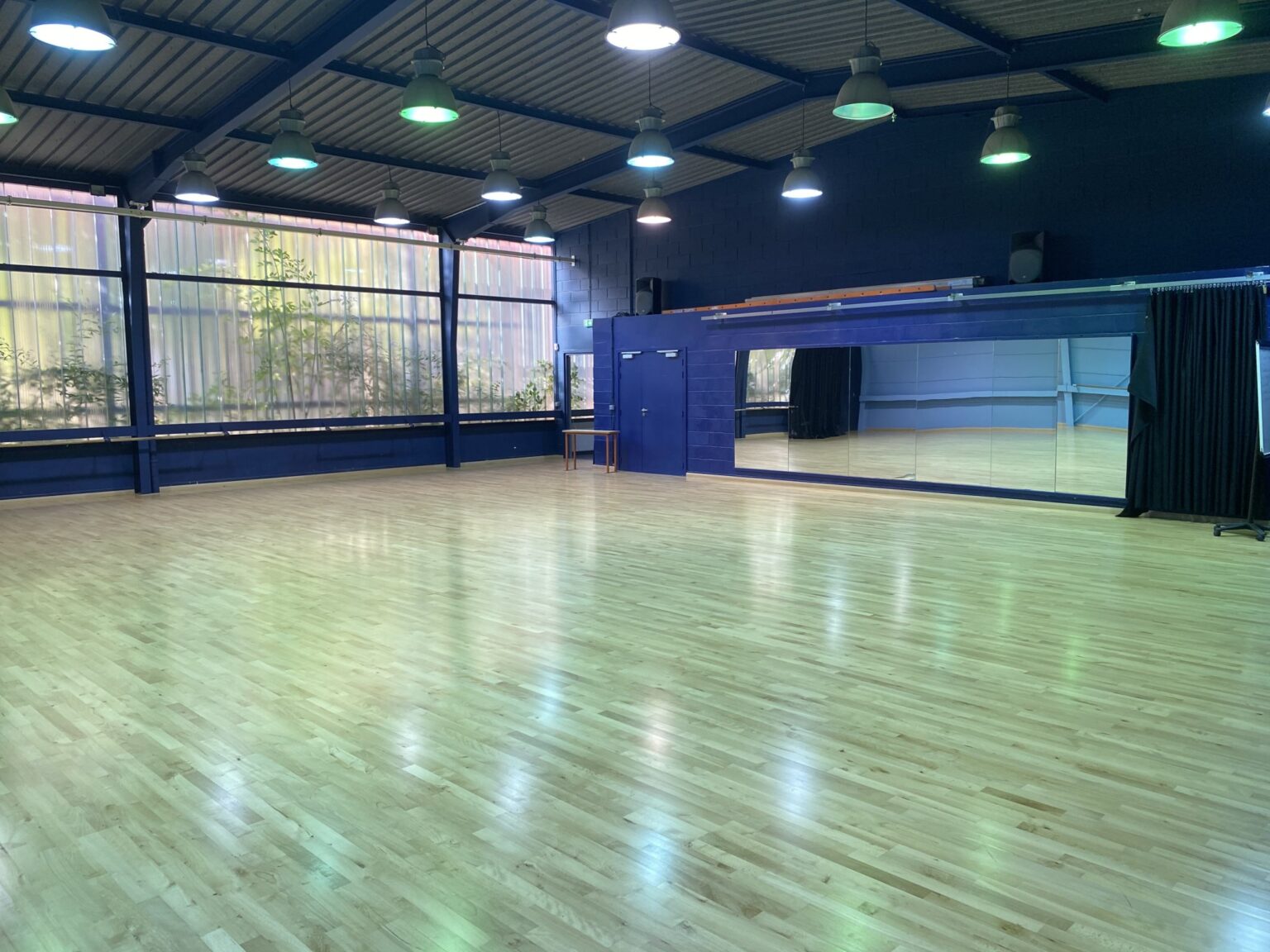 Salle-de-danse-Villetaneuse.jpg